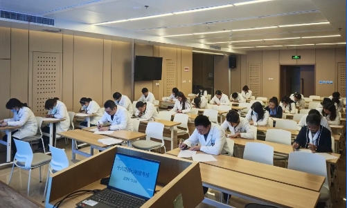 哈尔滨普瑞组织开展【18项医疗核心制度考核】